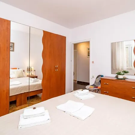 Lejlighed With 3 And Jacuzzi *